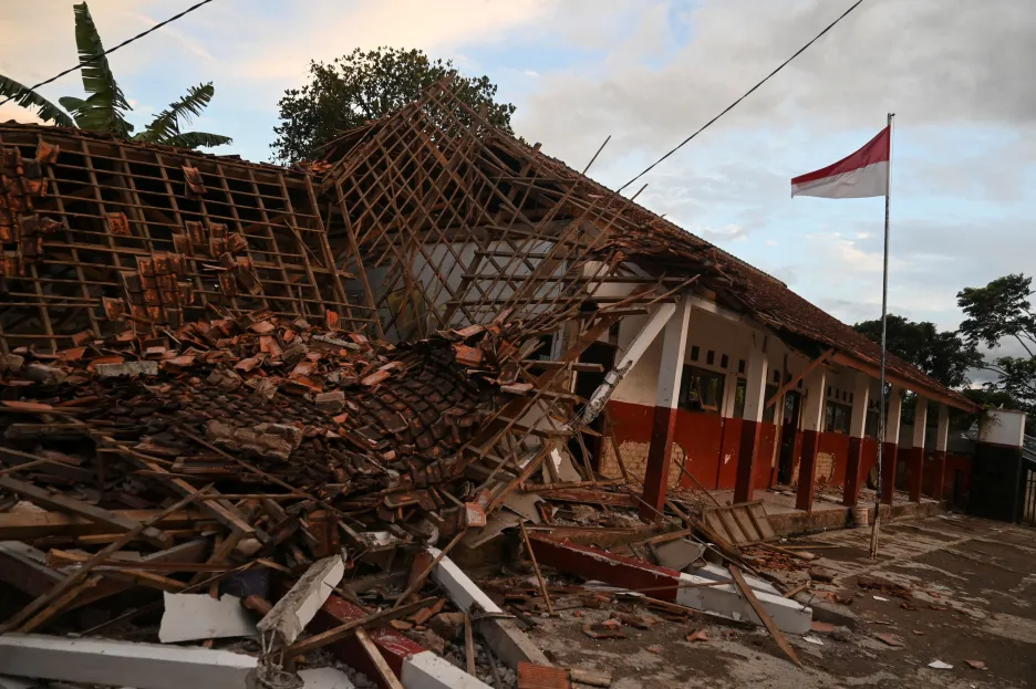 Následky zemětřesení v Indonésii