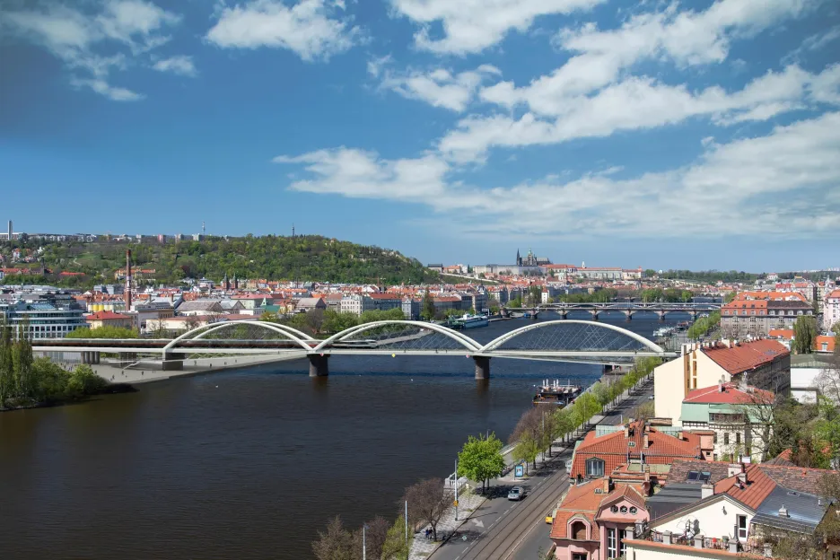 Vizualizace nového železničního mostu na pražské Výtoni 