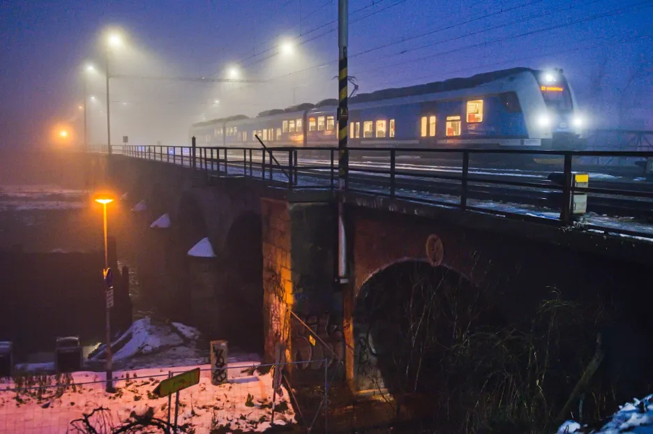 Železniční most přes řeku Svratku v Brně