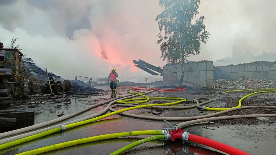 Zásah hasičů u Tisové na Sokolovsku