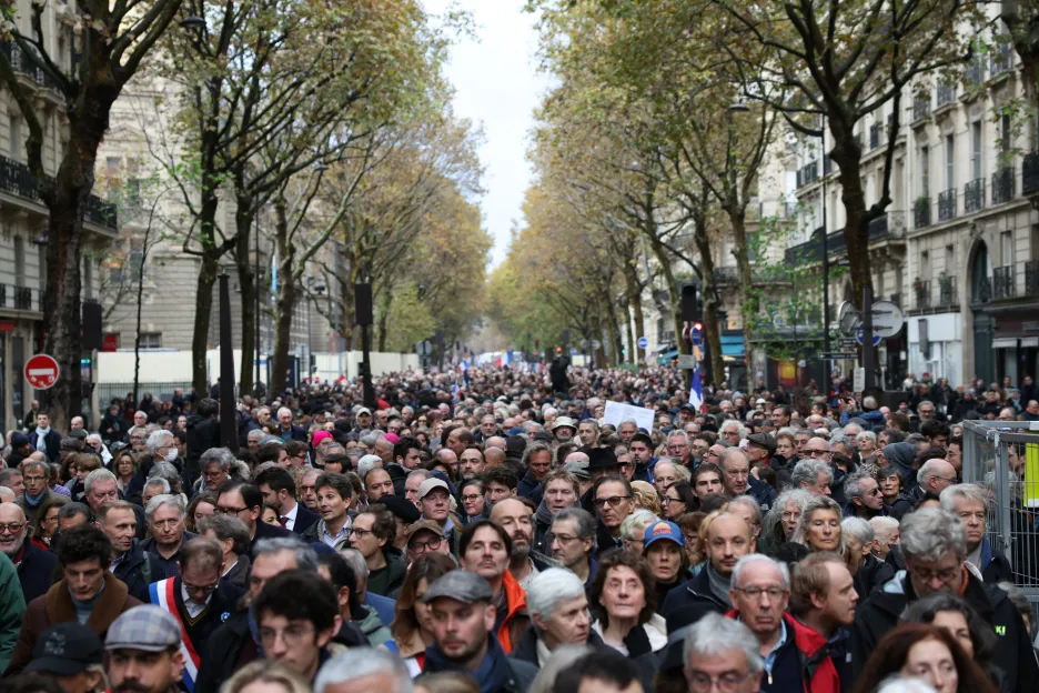 Průvod proti antisemitismu v Paříži