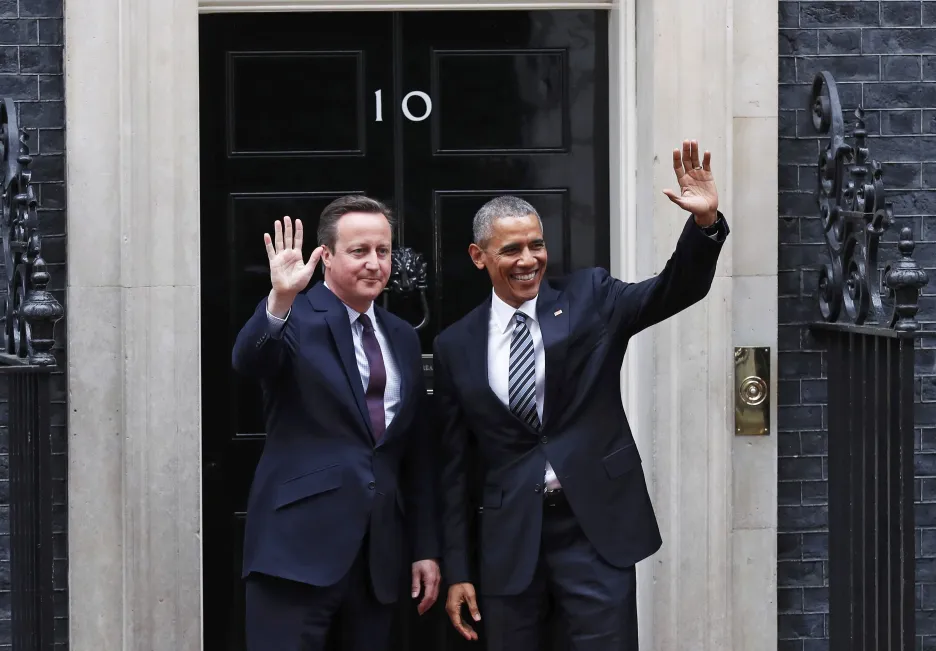 Barack Obama v Downing Street 10
