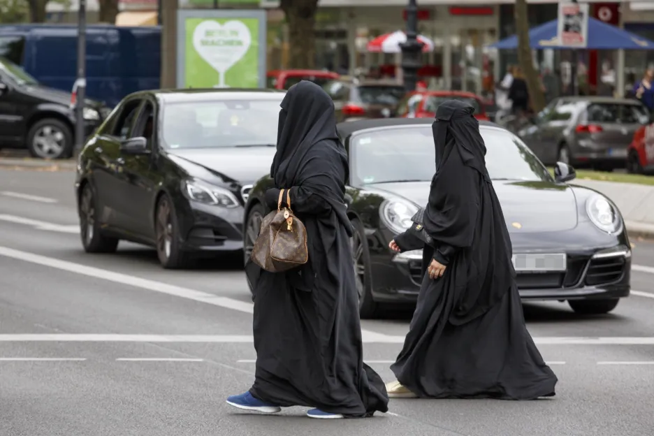 Muslimské ženy v burkách