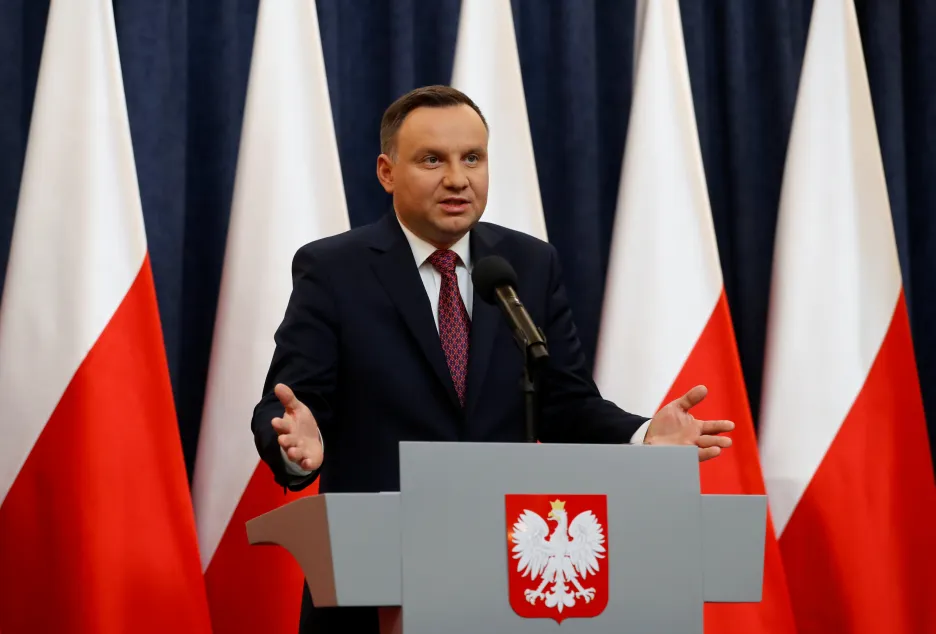 Polský prezident Andrzej Duda reaguje na kritiku Evropské komise