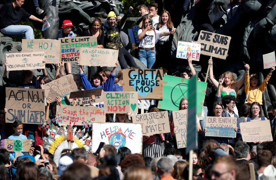 Protest za klima v Paříži