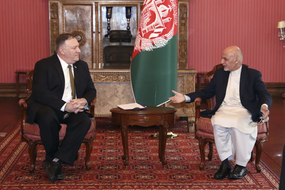 Šéf americké diplomacie Mike Pompeo a afghánský prezident Ašraf Ghaní