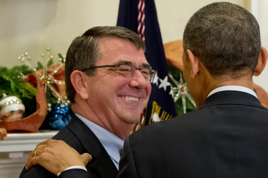 Barack Obama nominoval Ashtona Cartera na ministra obrany