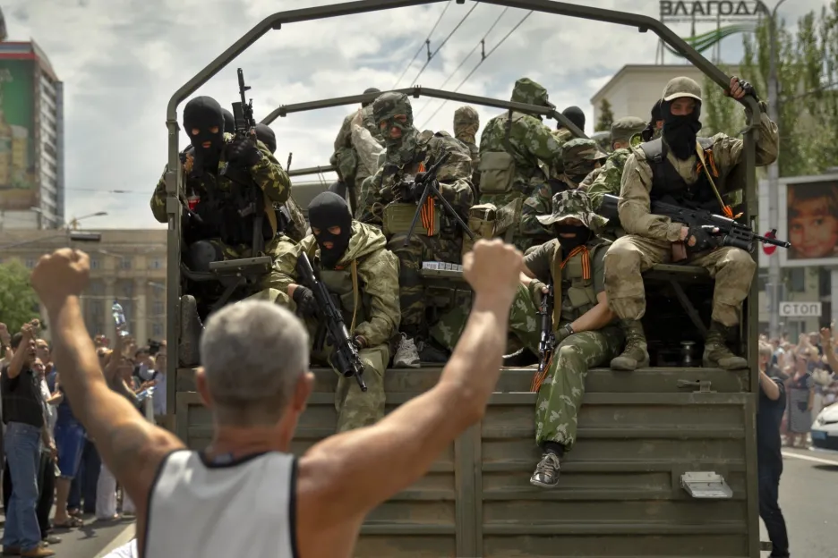 Proruští ozbrojenci v Doněcku