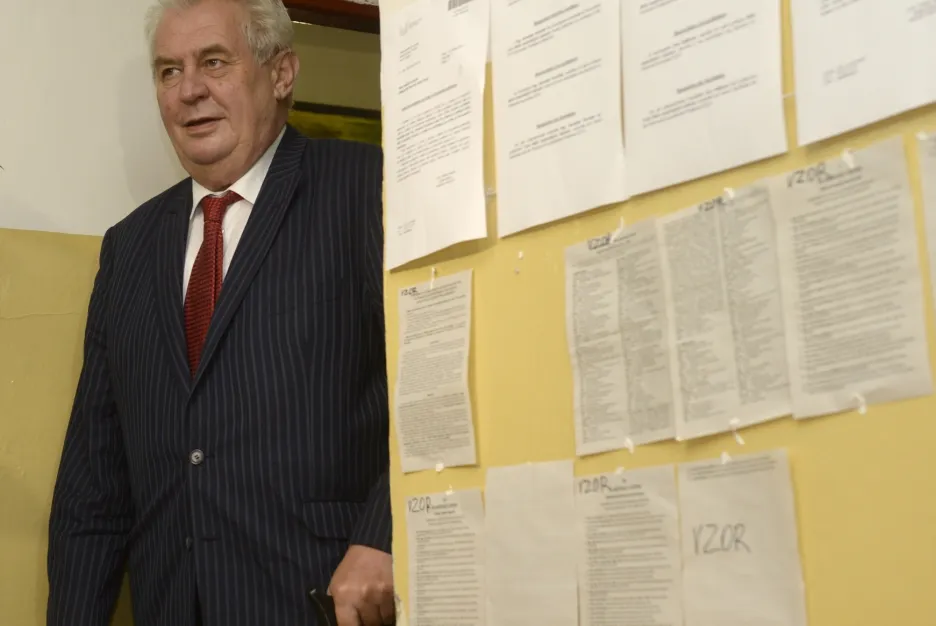 Miloš Zeman hlasuje v evropských volbách