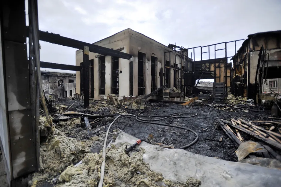 Vyhořelá galvanovna v Lanškrouně
