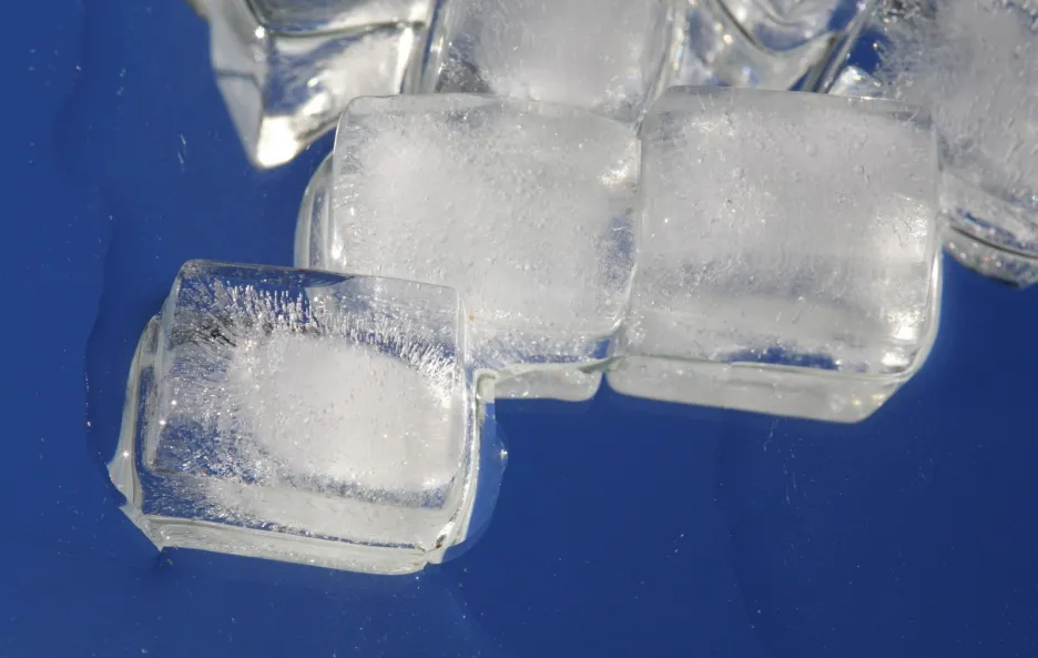 Jak rychle zmrzne voda při?