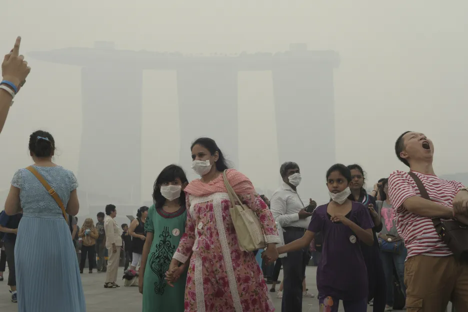 Vypalování lesů způsobilo smogovou pohromu v Singapuru