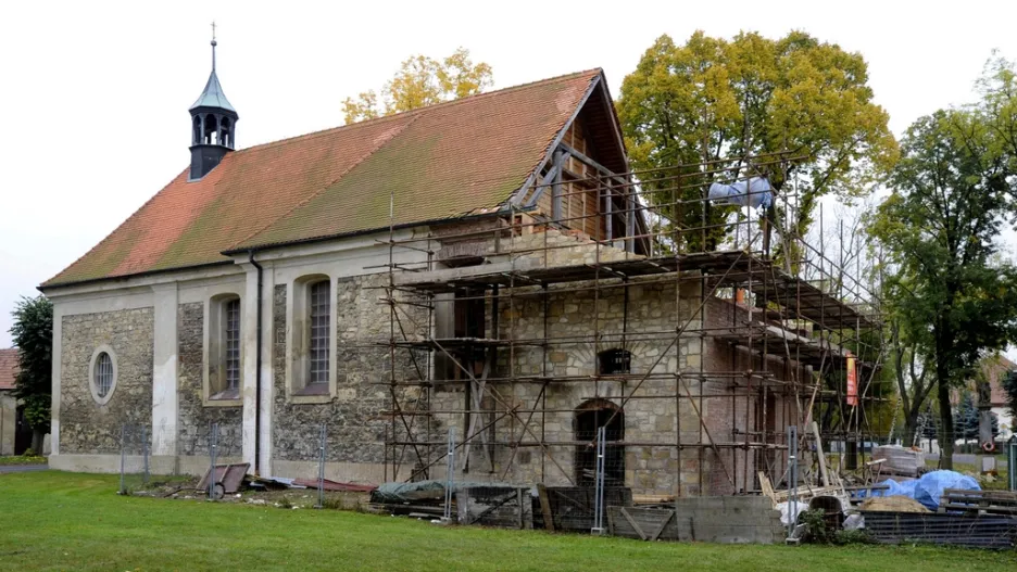 Kostel v Lenešicích bude po čtyřech letech otevřen