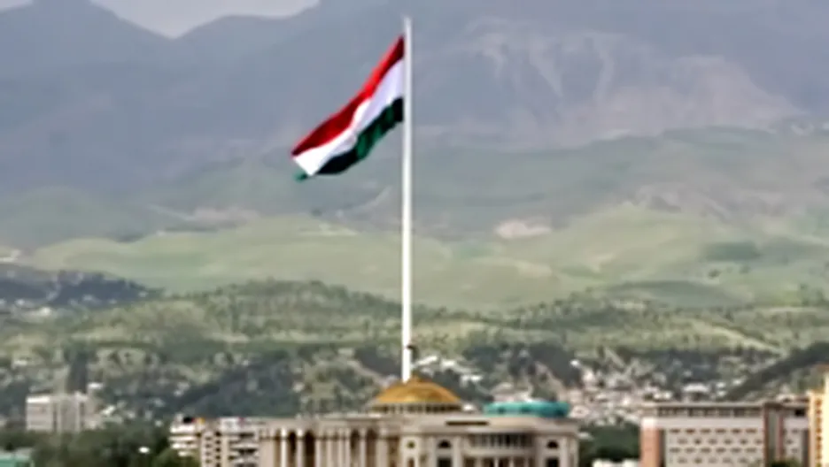 V Tádžikistánu mají nejvyšší stožár se státní vlajkou