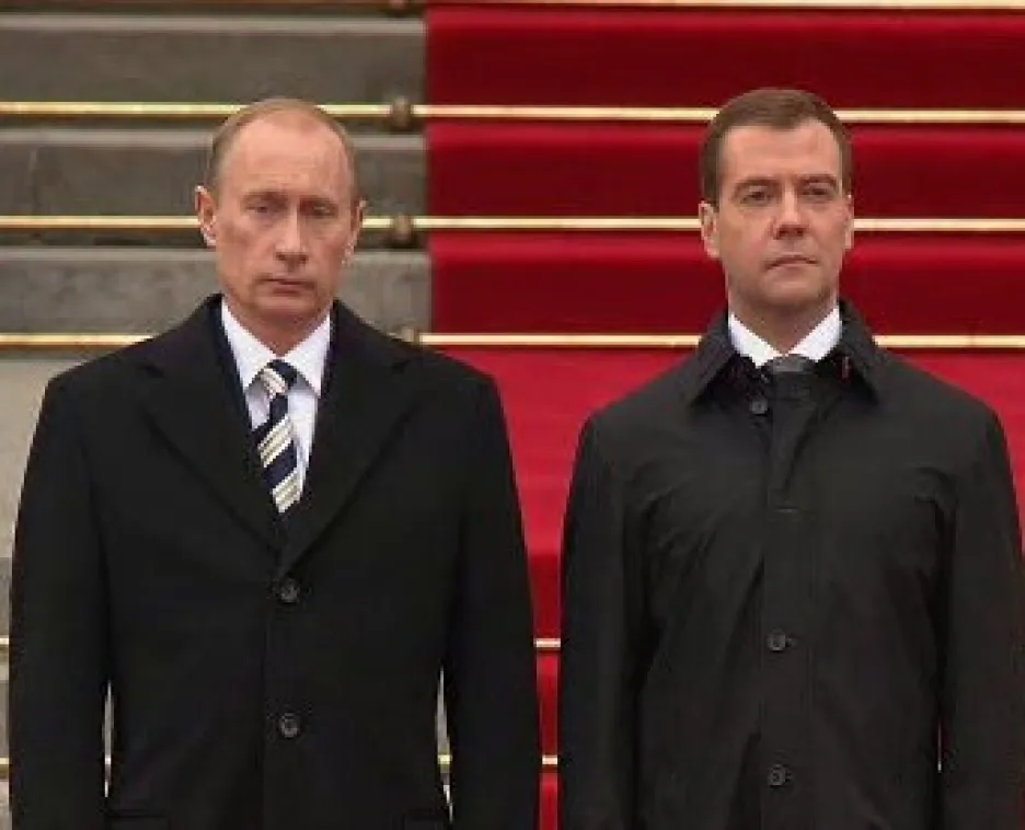 Ruský premiér Vladimir Putin a prezident Dmitrij Medveděv