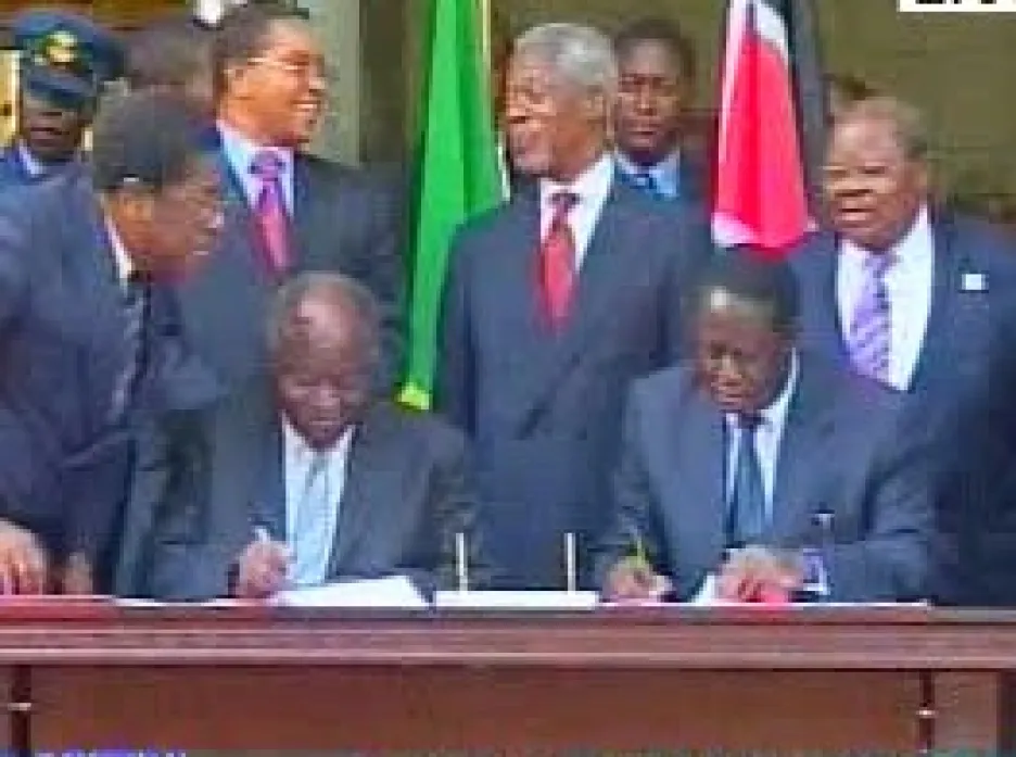 Mwai Kibaki a Raila Odinga