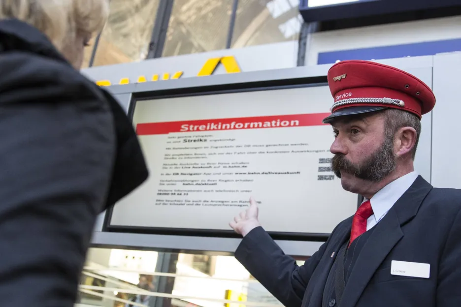 Stávka na německé železnici komplikuje dopravu už druhý den