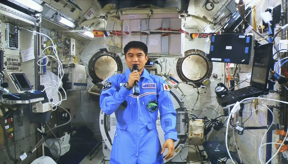 S kosmonautem budou děti hovořit deset minut