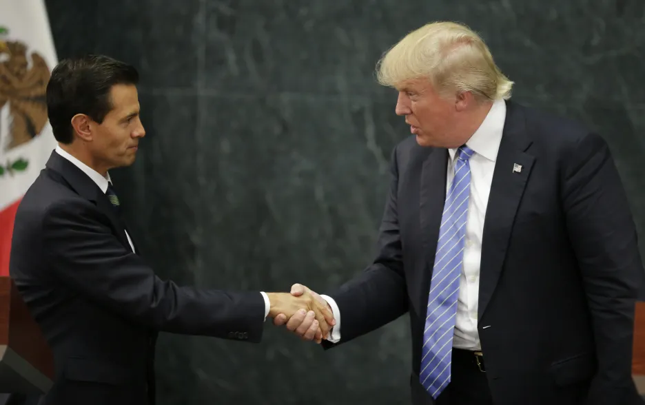 Donald Trump při setkání s prezidentem Mexika Nietou