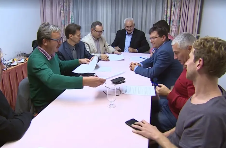 Koaliční  partneři v hotelu u brněnského výstaviště podepsali memorandum o budoucí spolupráci