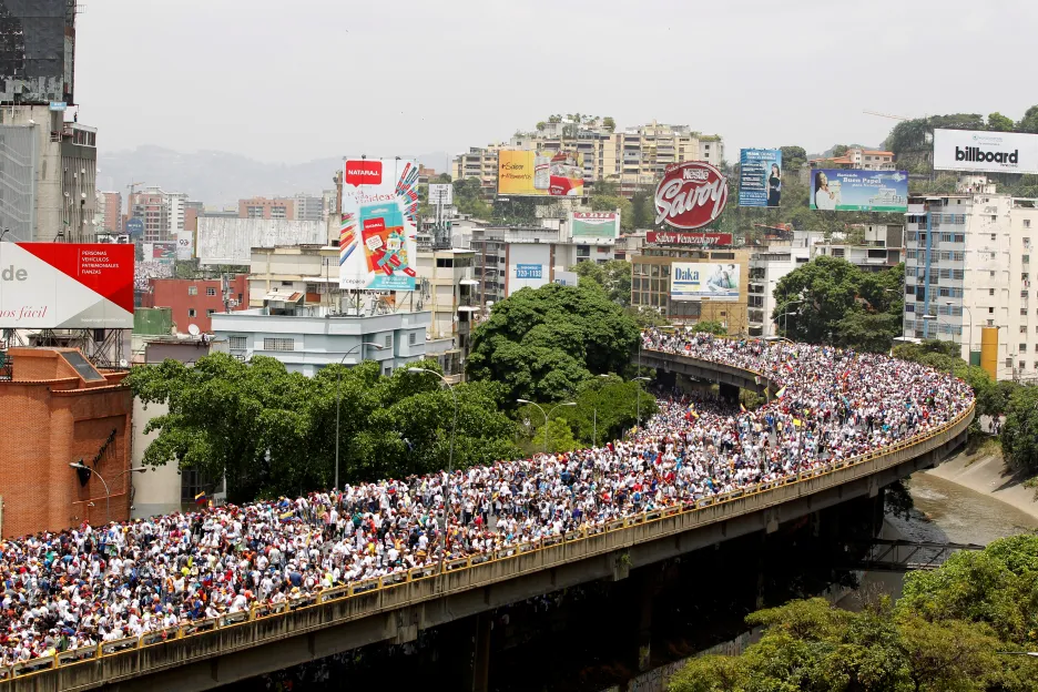 Protivládní demonstrace v Caracasu