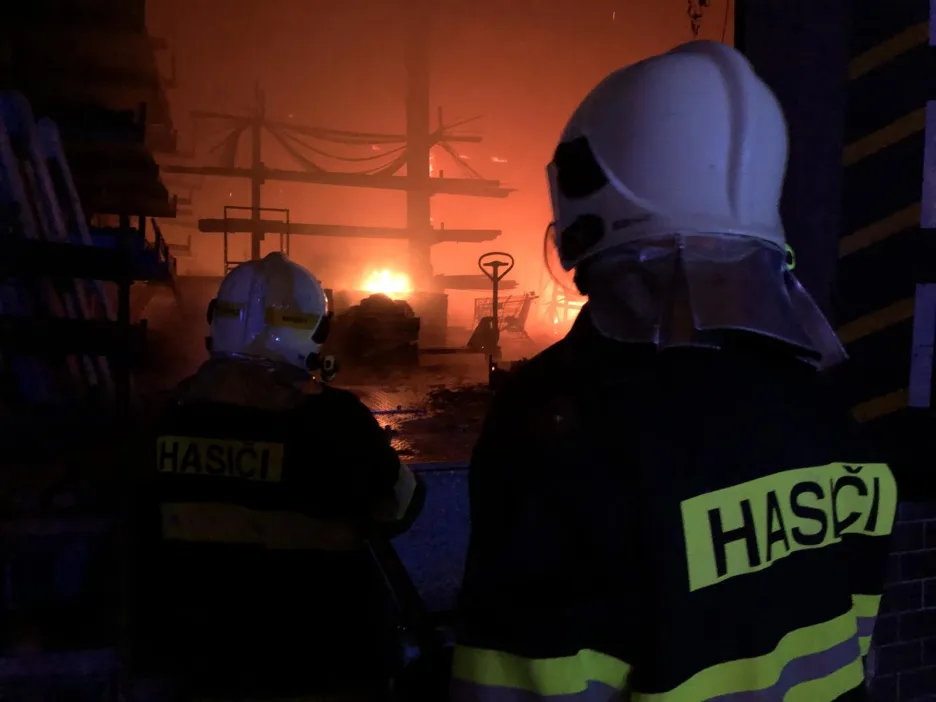 Požár skladu v Olomouci