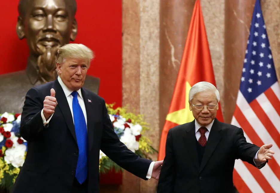 Prezident USA Donald Trump se sešel s vietnamským prezidentem Nguyenem Phu Trongem