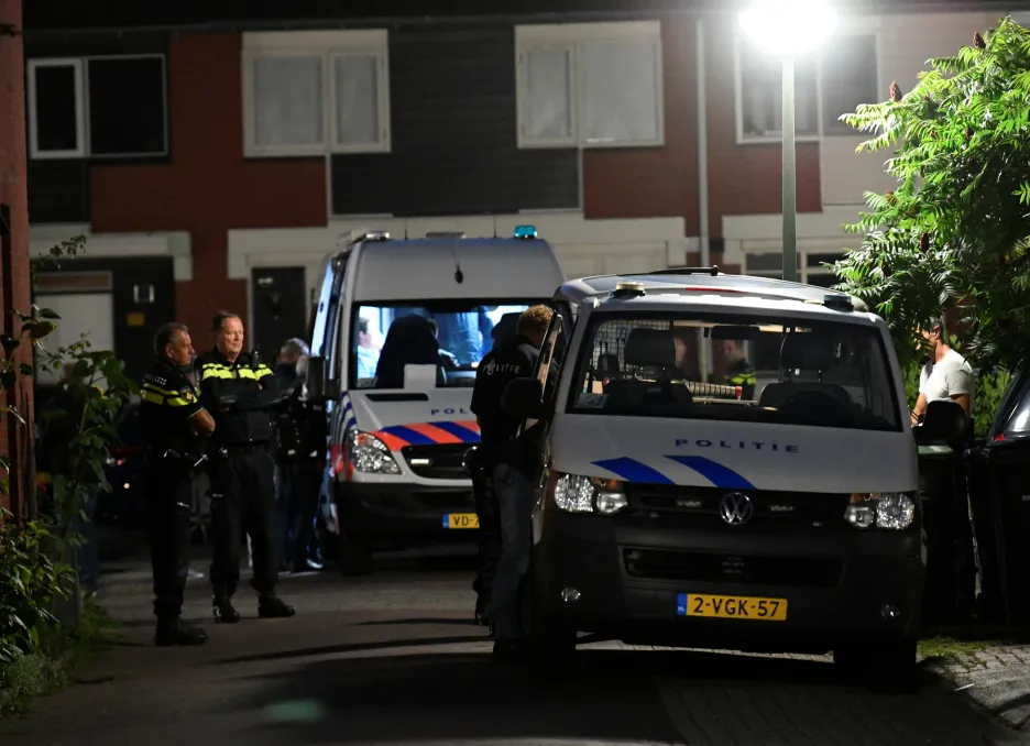 Policie po střelbě v nizozemském městě Dordrecht oblast zabezpečila