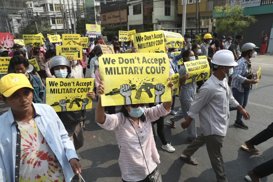 Protestující v Myanmaru vyrazili do ulic