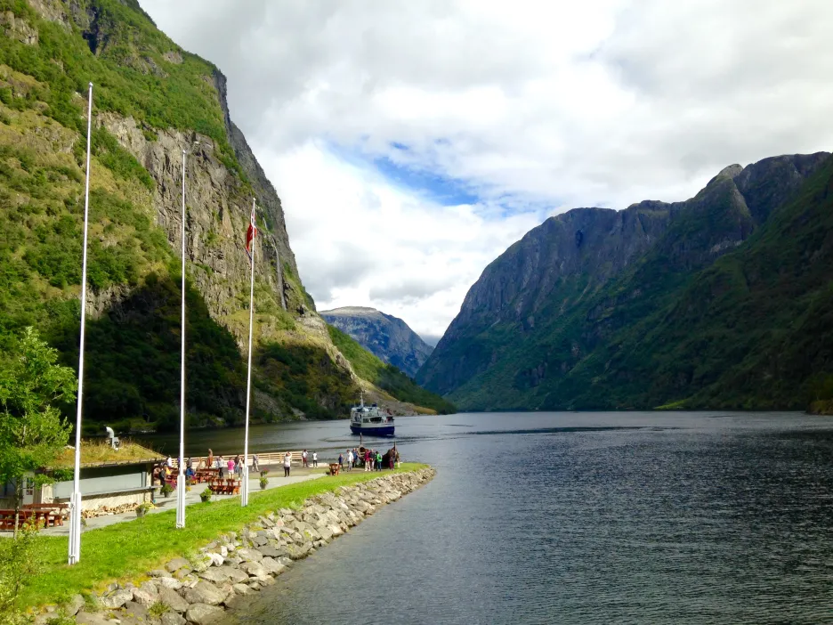 Pohled na fjord z Gudvangenu