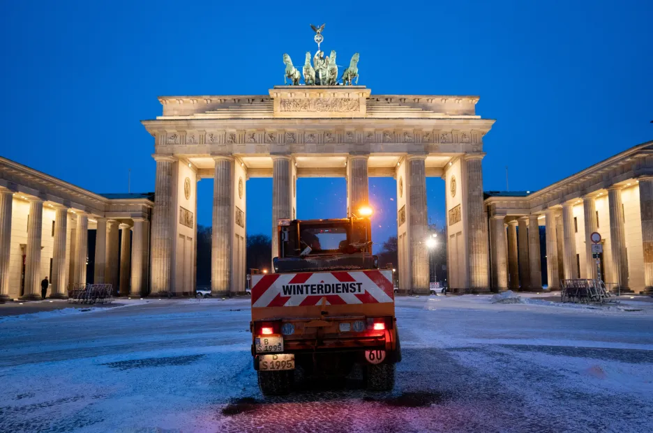 Se sněhem se potýkaly i úklidové služby v Berlíně