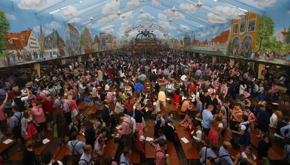 Na Tereziánské louce v Mnichově začal 182. Oktoberfest