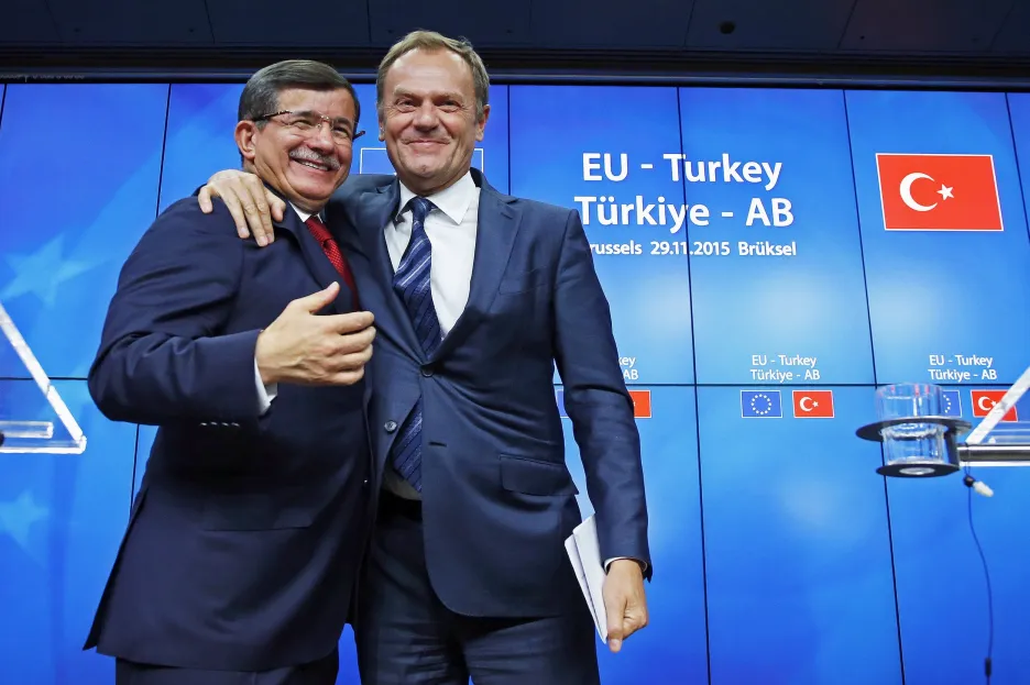 Donald Tusk a Ahmet Davutoglu