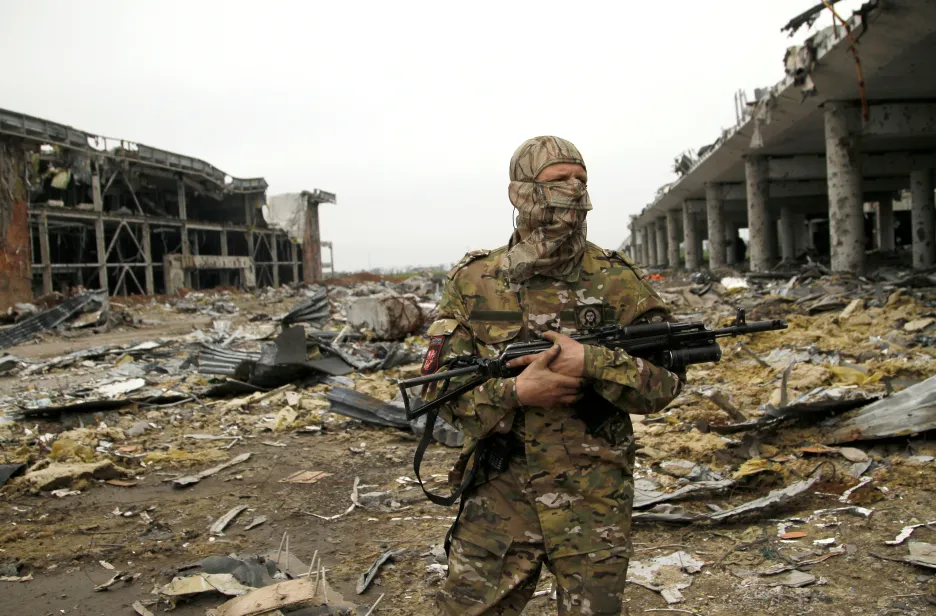 Příslušník povstaleckých skupin v Donbasu