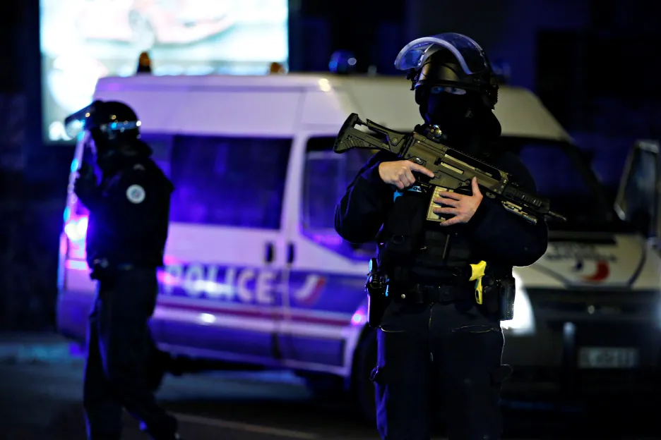 Ozbrojené složky v ulicích Štrasburku