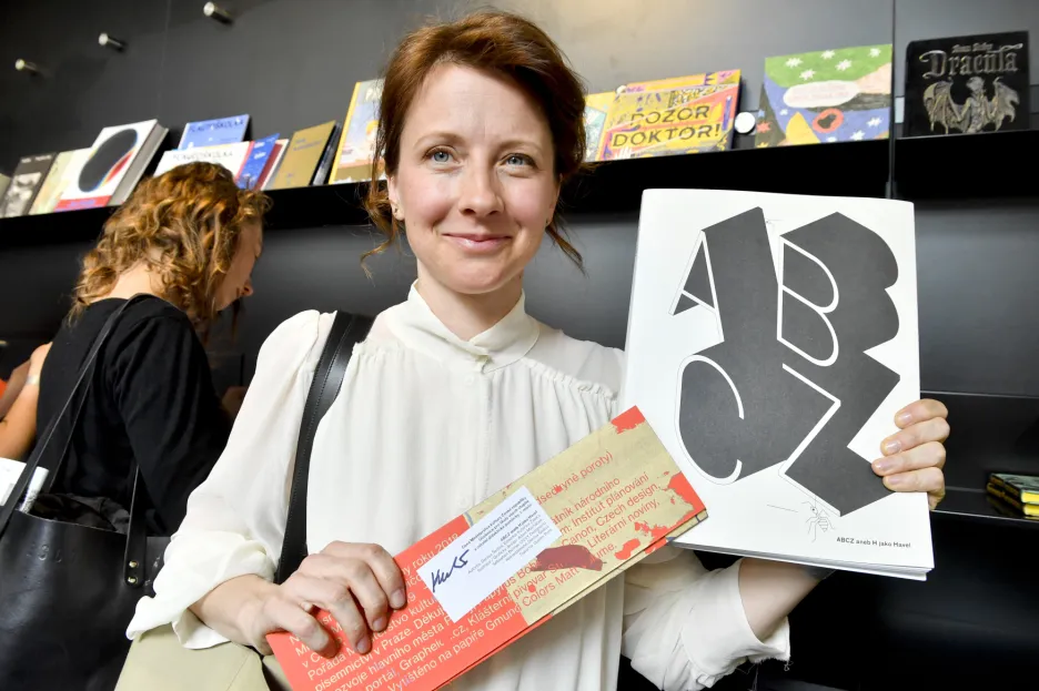Denisa Šedivá, autorka knihy ABCZ aneb H jako Havel, která vyhrála první místo v kategorii Učebnice a ostatní didaktické pomůcky
