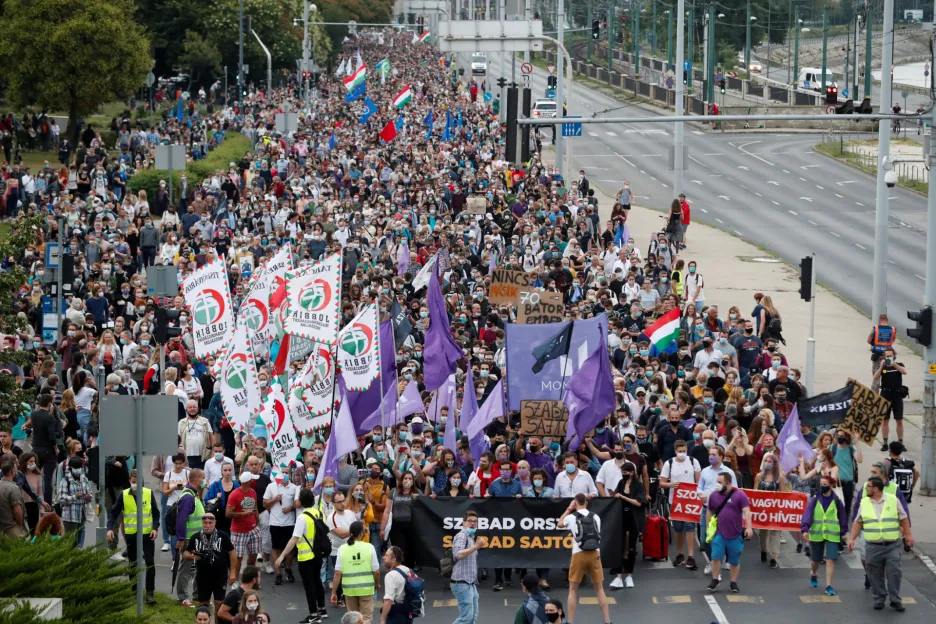 Demonstrace na podporu svobody médií v Budapešti