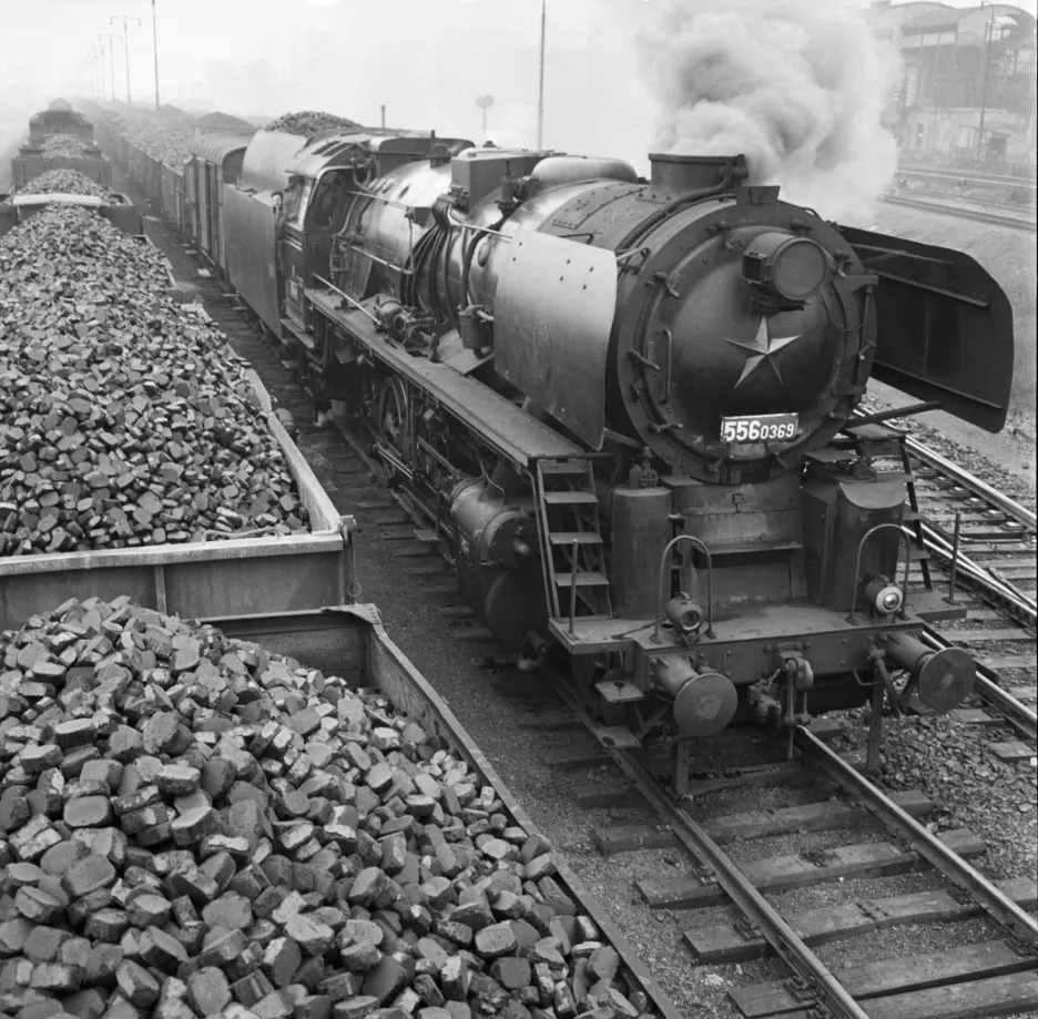 Nákladní vlak v 60. letech