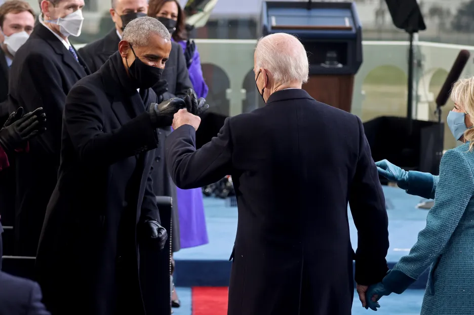 Bývalý prezident Obama gratuluje americkému prezidentu Bidenovi