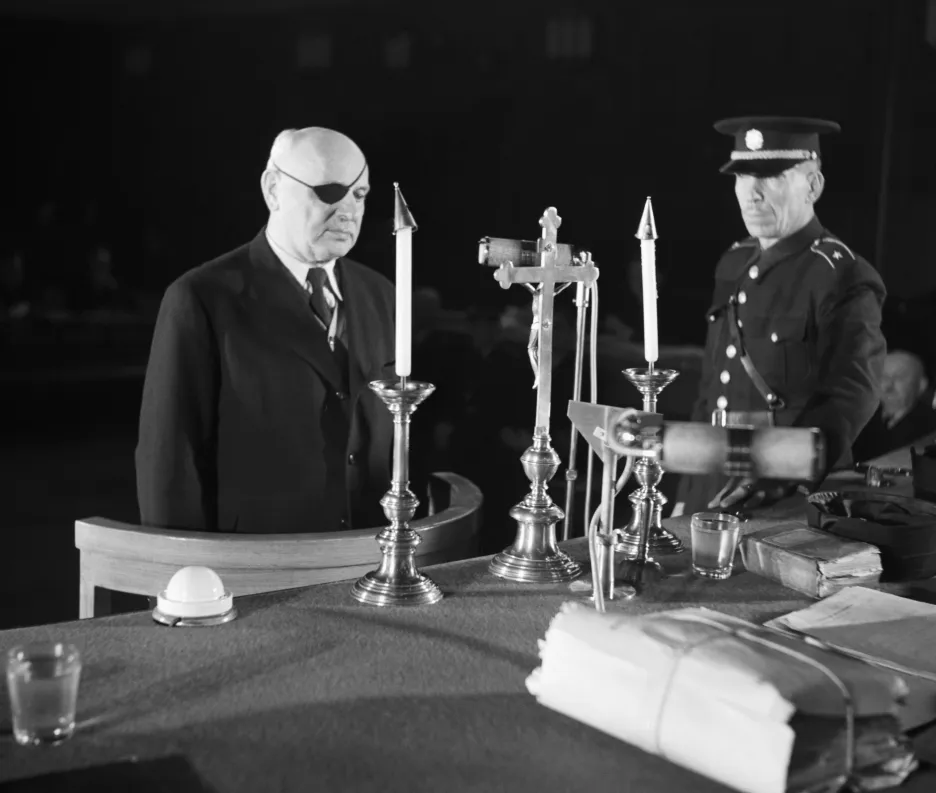 Generál Syrový u soudu v roce 1947