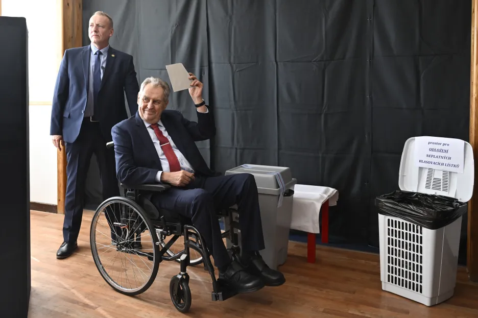 Prezident Zeman odevzdal hlas ve volbách