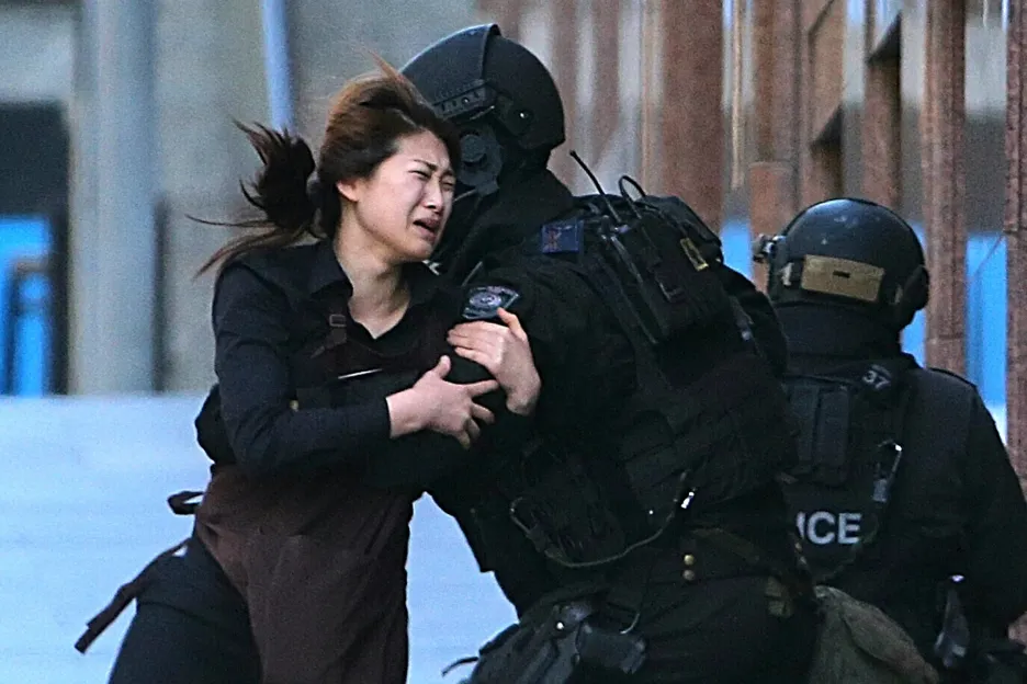 Prchající Jieun Baeová a policie v Sydney