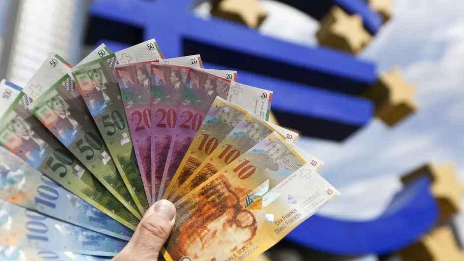 Švýcarské franky na pozadí ECB