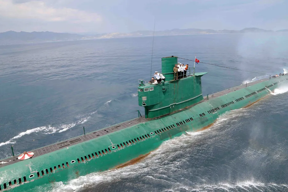Kim Čong-un na inspekční plavbě v ponorce