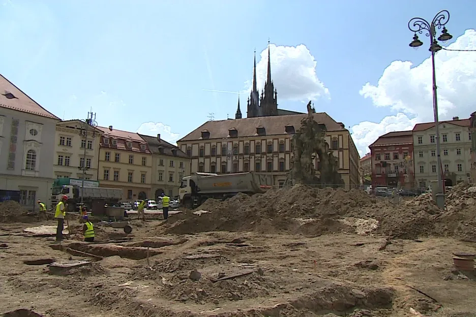 Práce archeologů na Zelném trhu v Brně