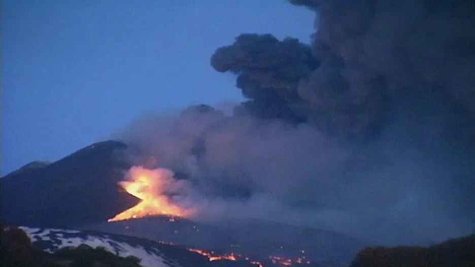 Soptící Etna