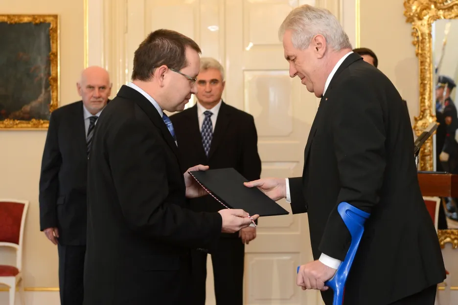 Miloš Zeman jmenuje Radovana Suchánka ústavním soudcem
