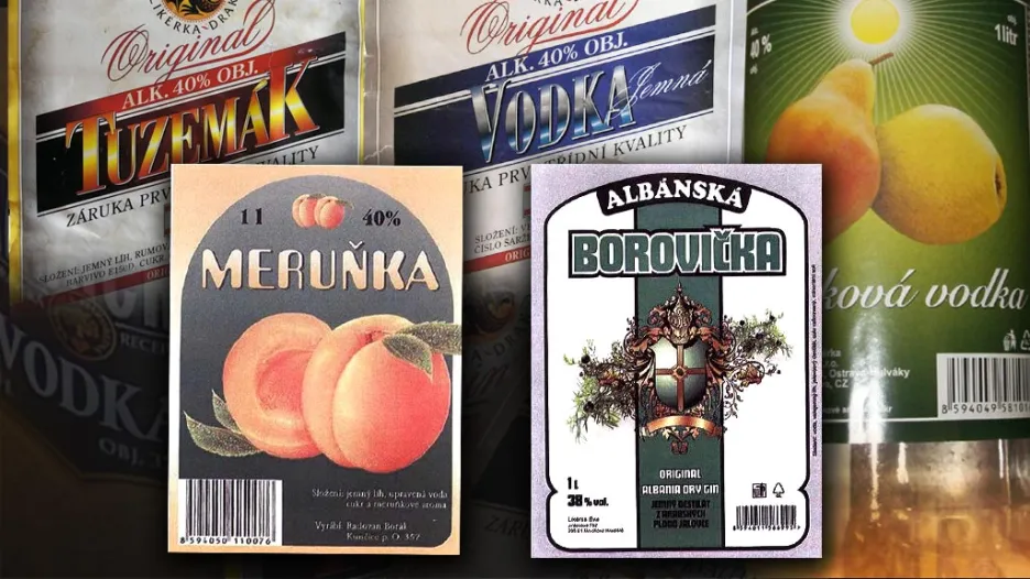 Etikety láhví, ve kterých byl nalezen závadný alkohol