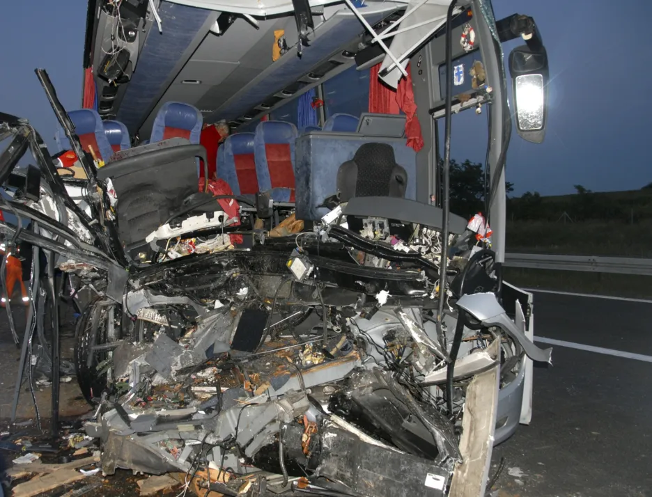 Nehoda českého autobusu v Srbsku