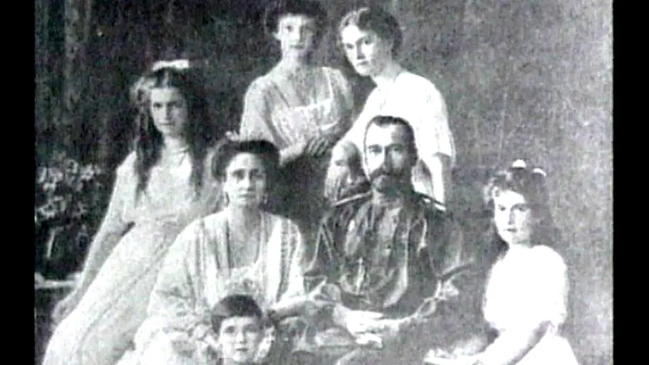 Ruský car Mikuláš II. s rodinou